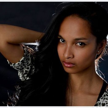 Nadiya - Cougar sexe à Zofingue Profil de Nadiya, 35 ans, Cougar sexe à Zofingue (Argovie)